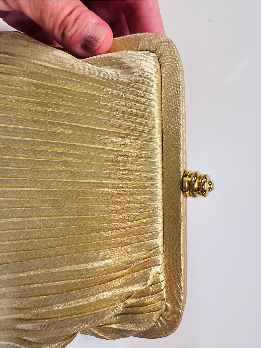 Vintage Women’s Gold Metallic Pleated Evening Bag Clutch w/ Strap - Picture 6 of 8